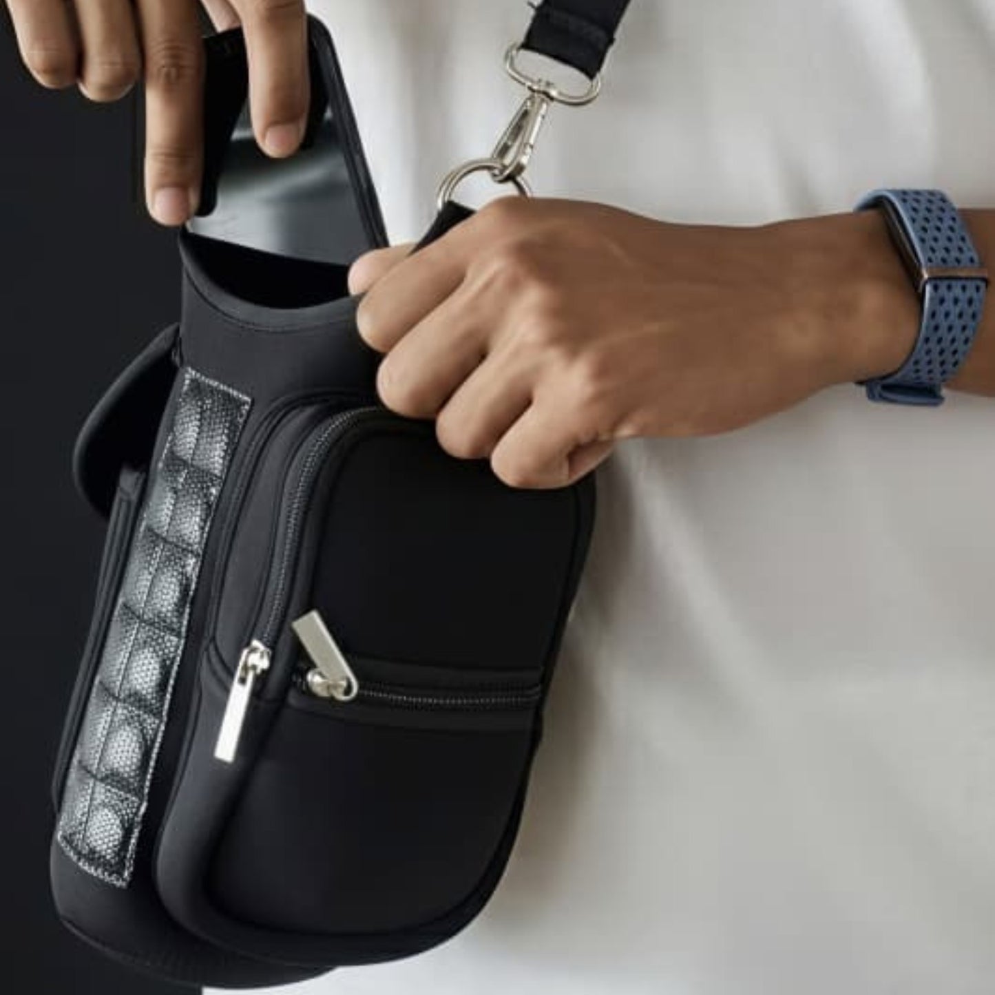 Fitbara™ MagBag - Magnetig Gym Companion